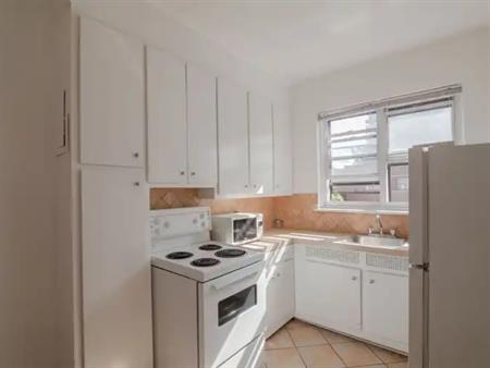 Lennox-Deacon | 6211 Avenue Lennox, Montreal