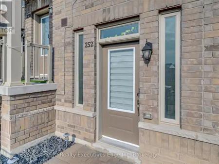 252 LAW DRIVE | 252 LAW DRIVE, Guelph