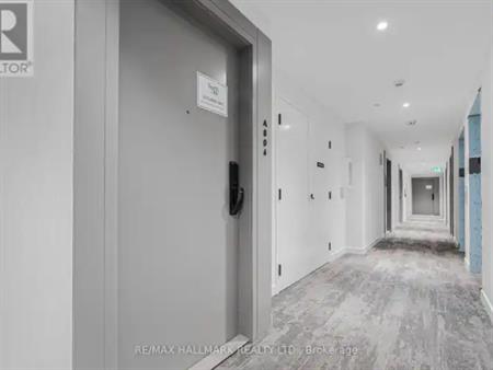 804 - 3079 TRAFALGAR ROAD | 804 - 3079 TRAFALGAR ROAD, Oakville