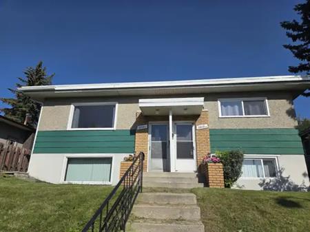 Main Floor Home | 2808 14 Street Northwest, Calgary