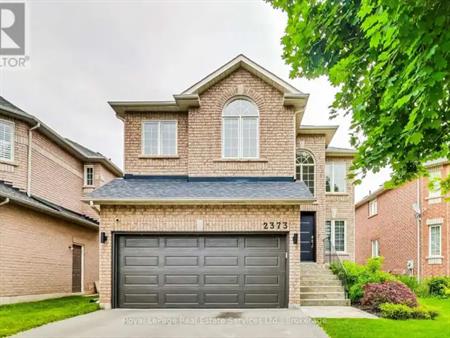 2373 GLADSTONE AVENUE | 2373 GLADSTONE AVENUE, Oakville