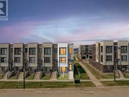 48 BATESON STREET | 48 BATESON STREET, Ajax