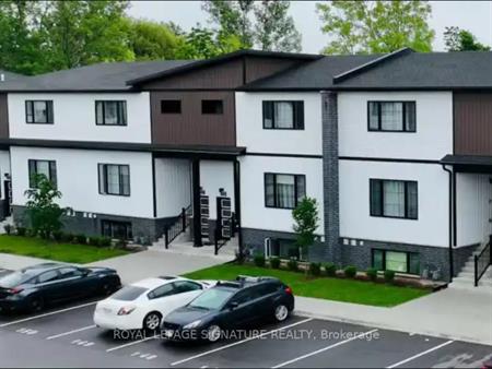 722 - 4263 4TH AVENUE | 722 - 4263 4TH AVENUE, Niagara Falls