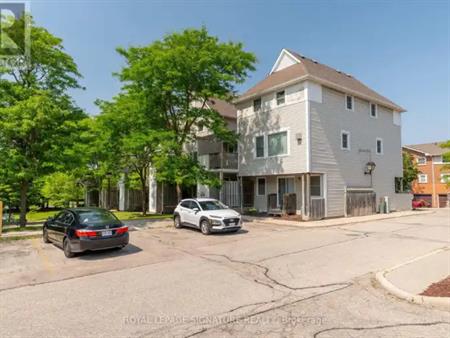 55 - 461 BEECHWOOD PLACE | 55 - 461 BEECHWOOD PLACE, Waterloo