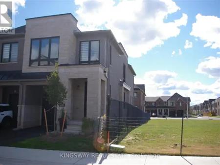 1412 NATIONAL COMMON AVENUE | 1412 NATIONAL COMMON AVENUE, Burlington