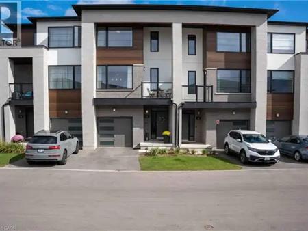 350 RIVER Road Unit# 25 | 350 RIVER Road Unit# 25, Cambridge