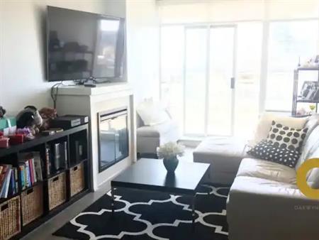 Modern 2 Bed 2 Bath in New West - 37th/F, Steps to Skytrain! | 888 Carnarvon Street, New Westminster