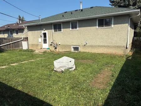 3 Bedroom House Mayfield | 15755 107A Avenue Northwest, Edmonton