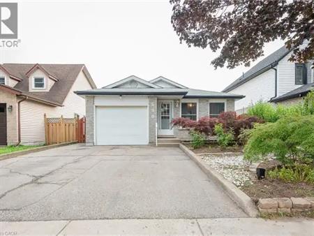 690 ELGIN Street N Unit# Main | 690 ELGIN Street N Unit# Main, Cambridge