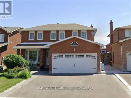 BASEMEN - 627 ABERDEEN AVENUE N | BASEMEN - 627 ABERDEEN AVENUE N, Vaughan