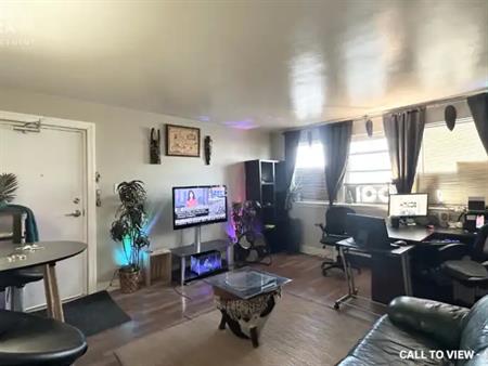 2-1007 Adelaide St N, London, Ontario N5Y 2M8 | 1007 Adelaide Street North, London