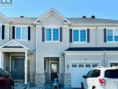 747 OAKGLADE AVENUE | 747 OAKGLADE AVENUE, Ottawa