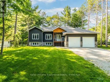 40 LINDALE AVENUE | 40 LINDALE AVENUE, Tiny