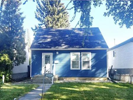 Charming Renovated Home for Rent | Edmonton