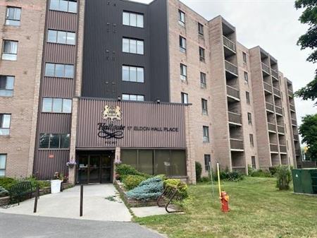 17 Eldon Hall Place Unit 612 - 2 bed, 1 bath | 17 Eldon Hall Place, Kingston