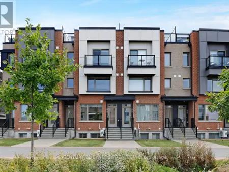 816 MIKINAK ROAD S | 816 MIKINAK ROAD S, Ottawa
