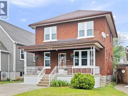 838 LAWRENCE | 838 LAWRENCE, Windsor