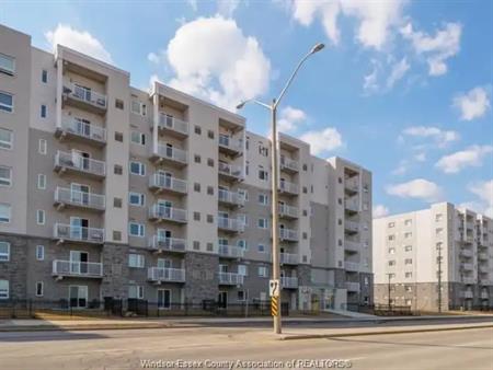 1489 BANWELL Unit# 320 | 1489 BANWELL Unit# 320, Windsor