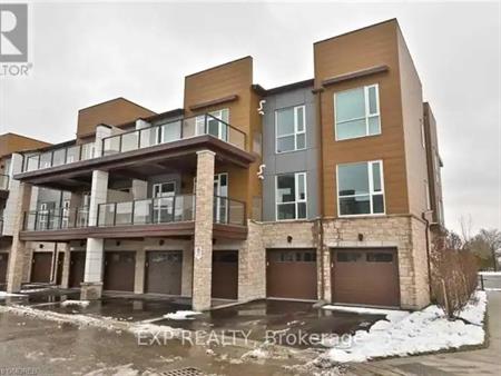 201 - 2393 BRONTE ROAD | 201 - 2393 BRONTE ROAD, Oakville