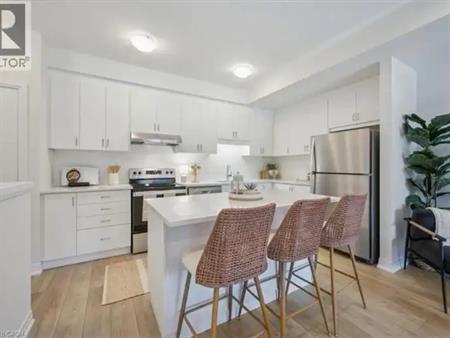 81 REVERIE Way | 81 REVERIE Way, Kitchener