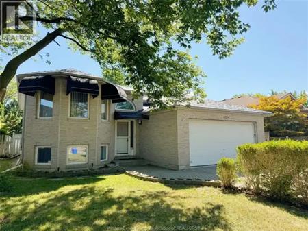 4224 NORTHWOOD LAKES DRIVE | 4224 NORTHWOOD LAKES DRIVE, Windsor