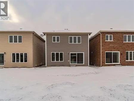 101 ESTHER Crescent | 101 ESTHER Crescent, Thorold