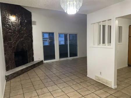 Pet friendly | 2831 14 Avenue Southeast, Calgary