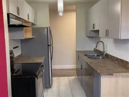 Updated 2 bedroom, 1 bathroom condo in the tranquil community of Canyon Meadows | 412 - 11620 Elbow Dr SW, Calgary