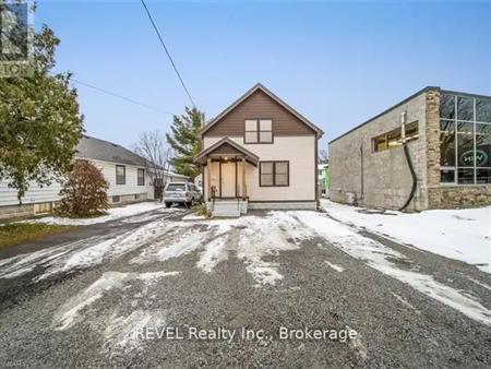 UPPER/ 4102 PORTAGE ROAD | UPPER/ 4102 PORTAGE ROAD, Niagara Falls