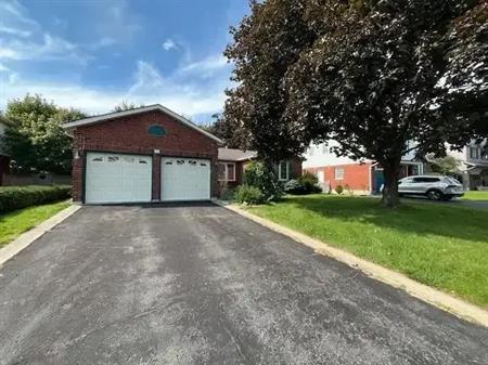 114 Greenlees Drive, 2+1 bed, 2 bath | 114 Greenlees Drive, Kingston