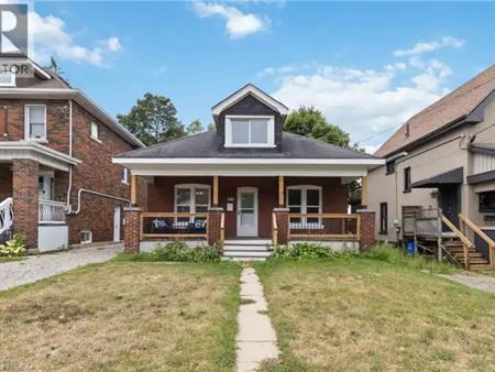 132 DUNDAS Street | 132 DUNDAS Street, Brantford