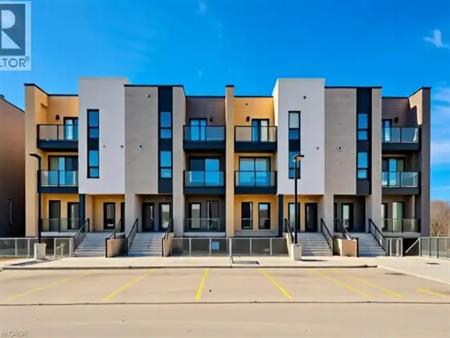 261 WOODBINE Avenue Unit# 24 | 261 WOODBINE Avenue Unit# 24, Kitchener