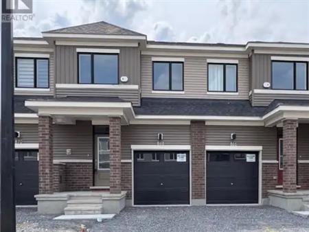 868 ANDESITE TERRACE | 868 ANDESITE TERRACE, Ottawa