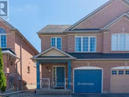 27 NEUCHATEL AVENUE | 27 NEUCHATEL AVENUE, Vaughan