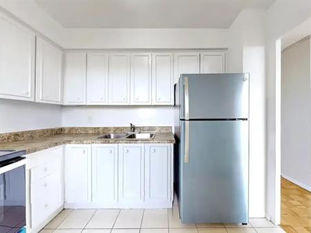 4 Goldfinch Court - Lambeth House | 4 Goldfinch Court, Toronto