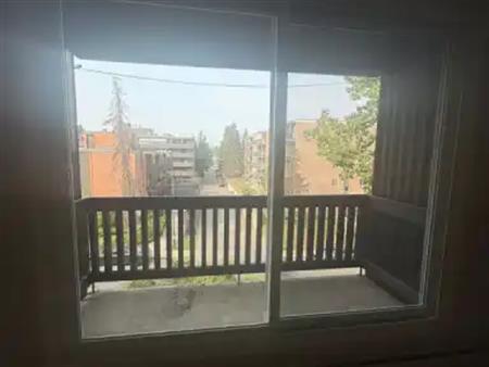 Spacious 2-bedroom, 1-bath unit behind Chinook Mall, short walk to Chinook LRT | 408 - 507 57th Ave SW, Calgary
