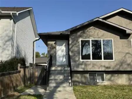 Family-Friendly 3 Bedroom Main Floor w/ Private Yard | 12121 124 Street, Edmonton