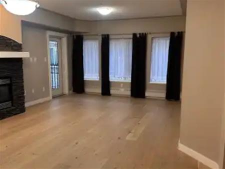 Spacious, Quiet 2-Bed Condo — Wedgewoods Complex, Discovery Ridge | 119 - 30 Discovery Ridge Cl SW, Calgary