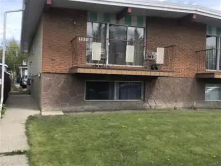1132B: Lower 4 plex on 20 Avenue N.W. | 1132 20 Avenue Northwest, Calgary