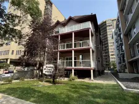 2 Bedroom Condo - GREAT LOCATION | 10145 114 Street Northwest, Edmonton