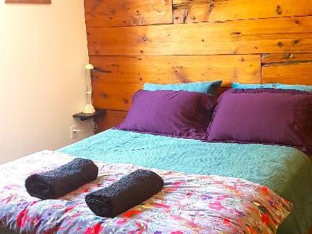 SUPERBE HAUT DUPLEX TT MEUBLÉ & TT INCLUS : 3 CÀC-M°SHERBROOKE