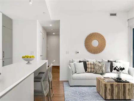 2 bed 2 bath - 1 parking - nice condo | 20 Richardson Street, Toronto