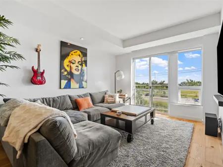 Stylish Condo in the heart of Calgary. | 311 - 63 Inglewood Park Southeast, Calgary