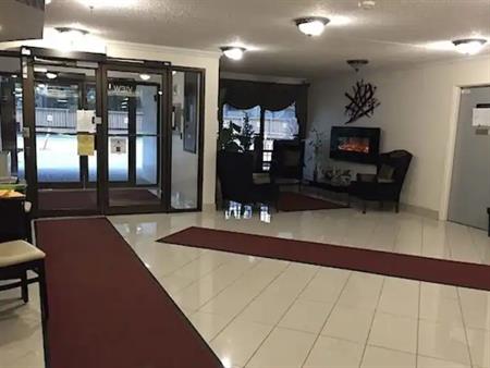 2 Bedroom apartment for rent in NW Calgary | 714 - 5204 Dalton Drive, Calgary