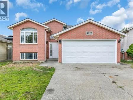4673 BUNKER AVENUE | 4673 BUNKER AVENUE, Windsor