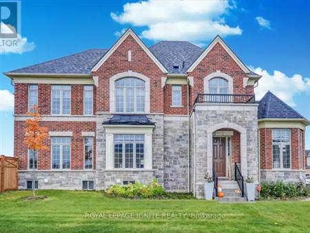 23 CHRISTINE ELLIOTT AVENUE | 23 CHRISTINE ELLIOTT AVENUE, Whitby