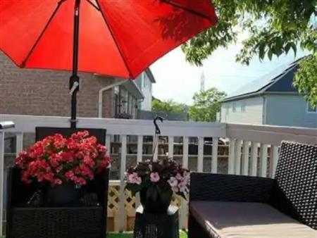 353 SILKEN LAUMANN DRIVE | 353 SILKEN LAUMANN DRIVE, Newmarket