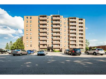27-40 Vanier Drive | 40 Vanier Drive, Guelph