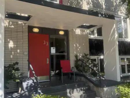 Furnished  2-BR Old Ottawa East/Rideau Canal | 33 Hazel Street, Ottawa