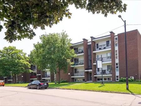 Place de la Monnerie | 3322 rue de la Monnerie, Quebec